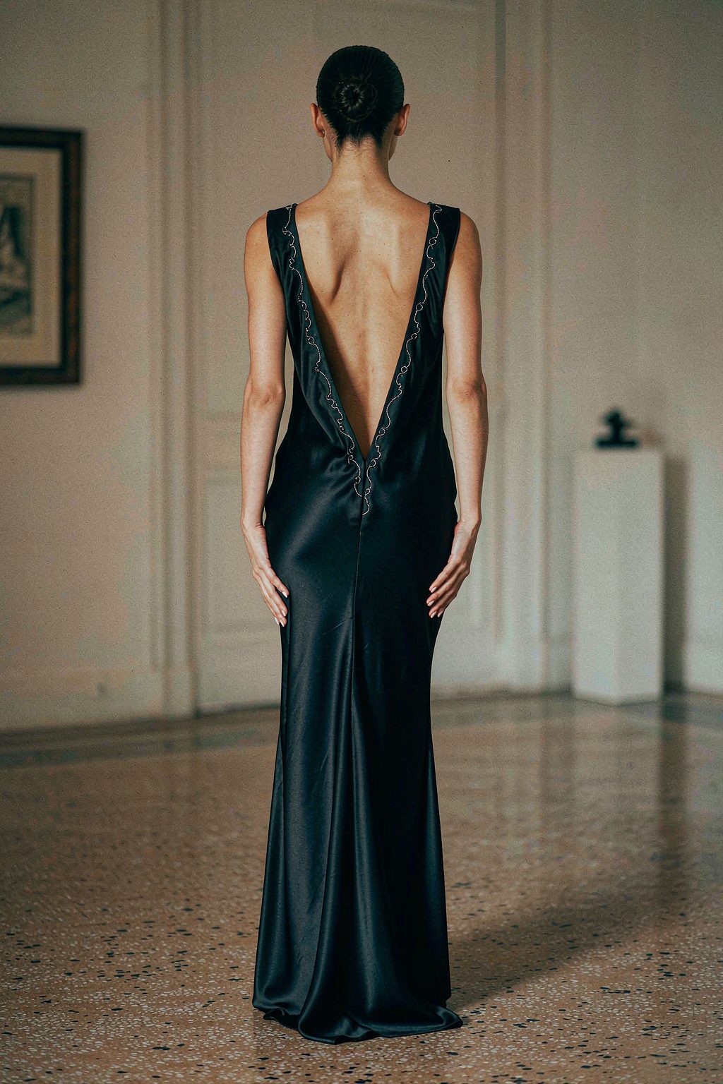 'Yelan' silk open-back gown